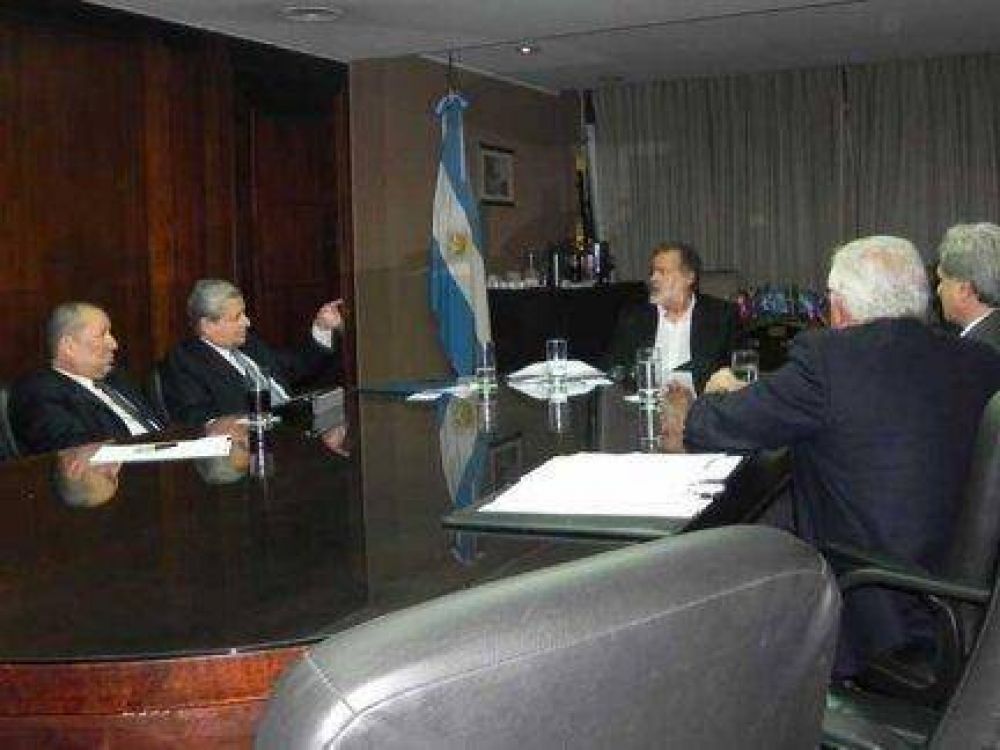 Bielsa propuso hacer en Entre R�os una prueba piloto de un programa de prevenci�n de adicciones