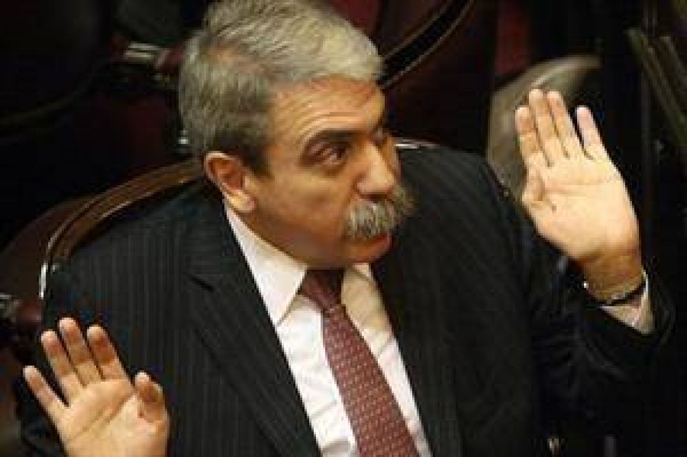 An�bal Fern�ndez asegur� que el voto a los 16 a�os ser� optativo