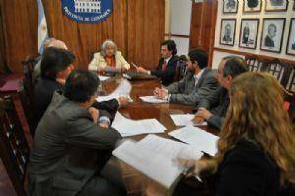 El Ejecutivo y la Justicia buscan transparentar los concursos para jueces