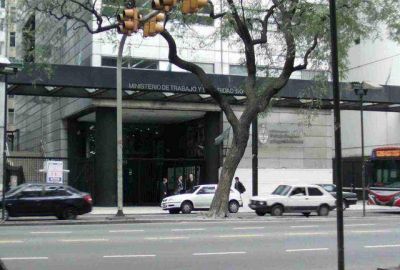 Los tres candidatos para presidir el Sindicato de Municipales se reunir�n en el Ministerio de Trabajo