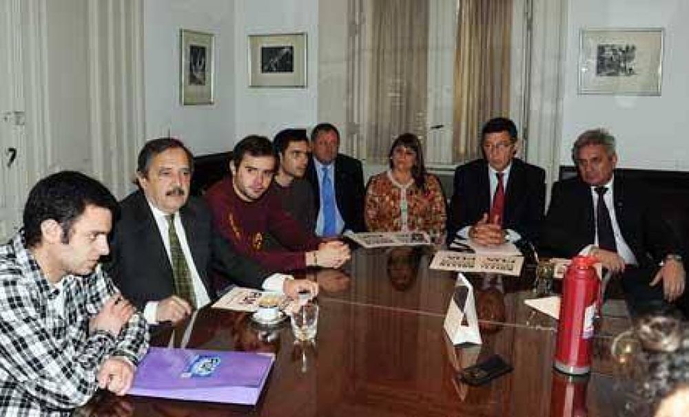 �Este gobierno no tiene acciones coherentes con su discurso�