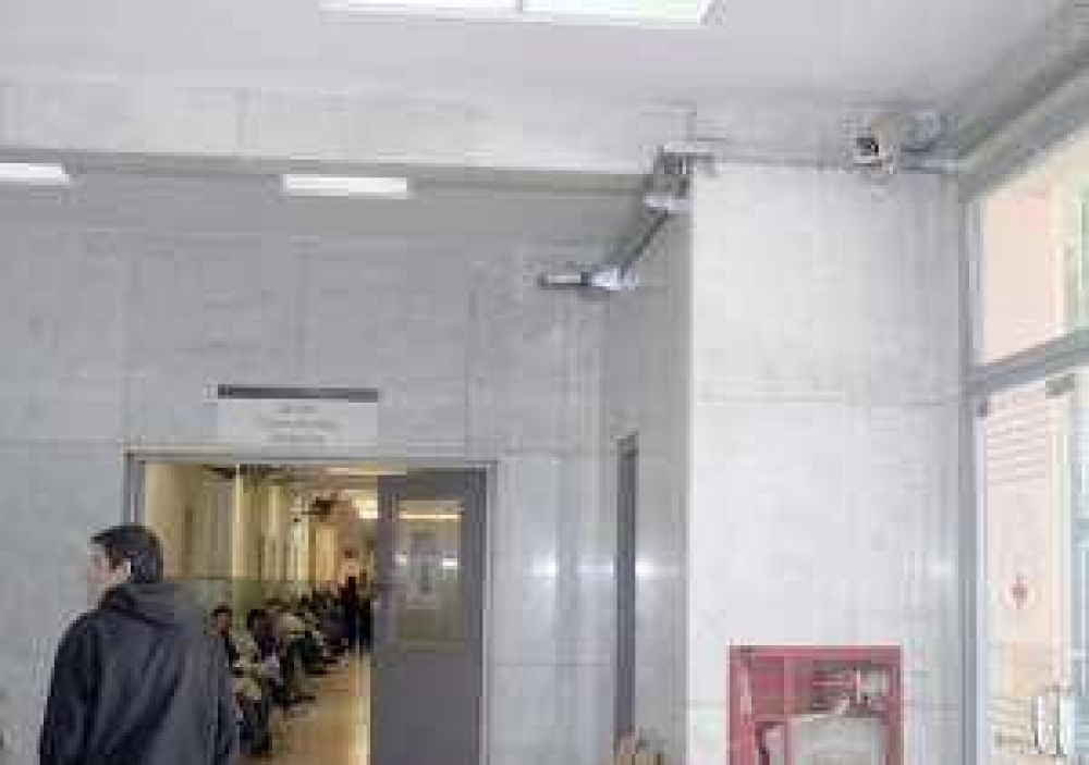 Llevan de 10 a 44 los guardias del Quiroga