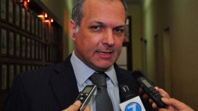 Buzzi: �Buscamos el abastecimiento de la totalidad de las estaciones de la provincia�