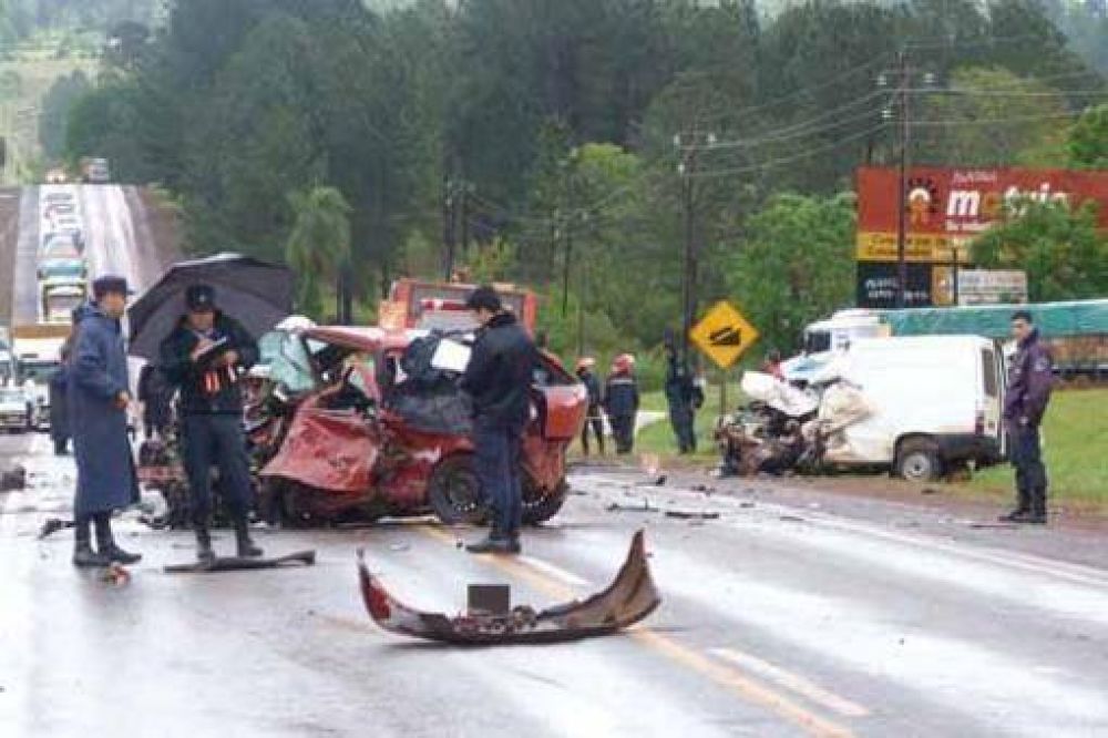 Otros dos muertos por un triple choque en la ruta 105