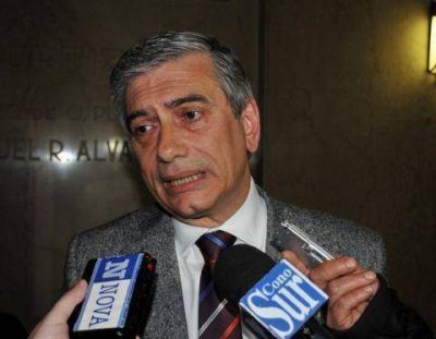 Di Sabatino ve un �trasfondo pol�tico� en los cacerolazos