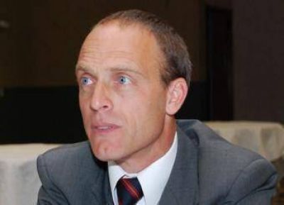 Jer�nimo Dos Reis fue reelecto en Comercio e Industria