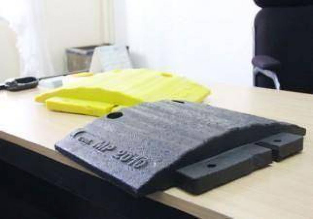 Instalan reductores de velocidad en Cutral Co