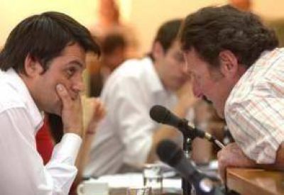 Hubo pol�mica, pero se aprob� todo