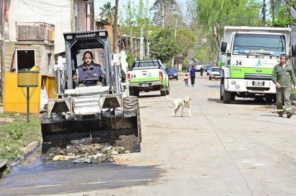 Tras la sudestada, comienzan los trabajos de limpieza en San Fernando