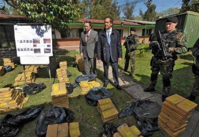 Daniel Scioli estuvo presente en la destrucci�n de 1300 kilos de droga