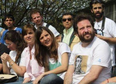 Pi�as van, pi�as vienen� �los muchachos se entretienen?