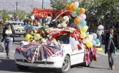 Un carrusel de camionetas
