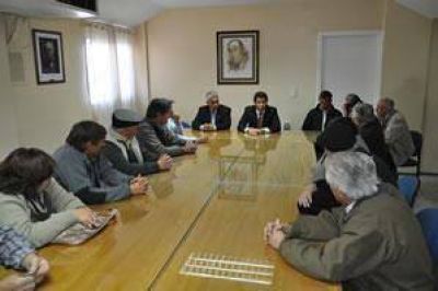 U�ac se interioriz� del problema h�drico