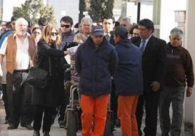 Enorme pesar en la despedida al dirigente pol�tico Leandro G�mez