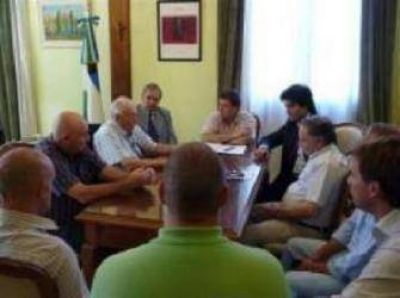 La C�mara de Comercio de Viedma gestion� entrevista con Weretilneck