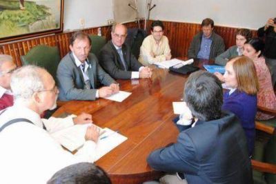 Puente internacional: los pliegos listos para licitaci�n de estudios