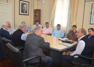 Di Pierro se reuni� con operadoras petroleras