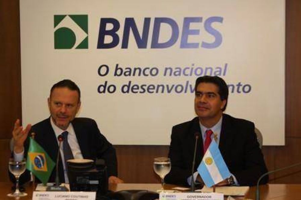 Capitanich anunci� que el Banco Naci�n aprob� la carta de cr�dito y Brasil el financiamiento de la obra