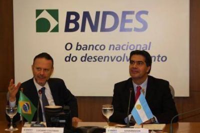 Capitanich anunci� que el Banco Naci�n aprob� la carta de cr�dito y Brasil el financiamiento de la obra