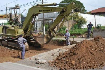 Trabajos de servicios p�blicos en delegaciones municipales de Varela