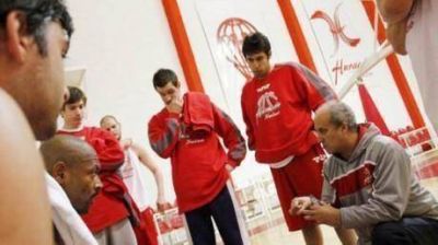 Hurac�n de Trelew debuta en el TNA