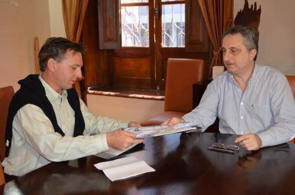 El Gobierno concret� una nueva ayuda econ�mica para el Hogar Santa Teresita