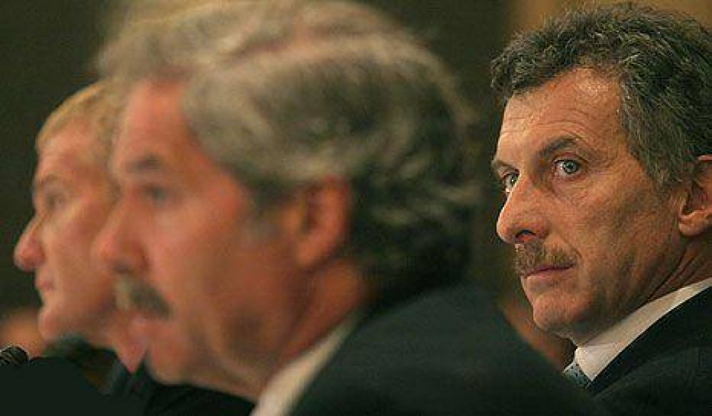 Fisuras PROperonistas: Macri analiza, De Narv�ez apoya y Sol� se opone