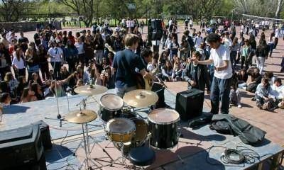 Los ni�os y adolescentes festejaron el D�a del Estudiante en las escuelas