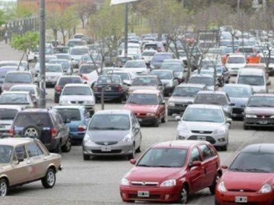 El Concejo aprob� cocheras pagas en el parque Espa�a y la excepci�n al gimnasio del Rowing