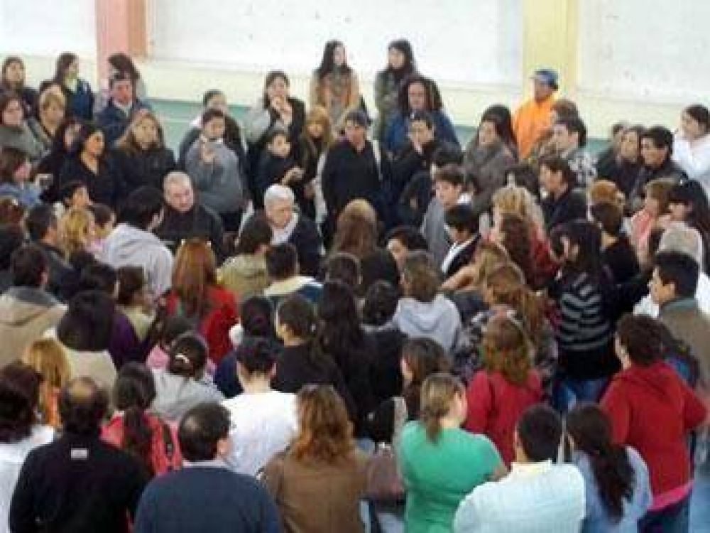 Concejales declaran la �emergencia educativa en Las Heras�