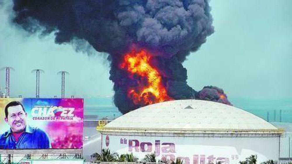 Arde otra refiner�a de la petrolera venezolana y culpan al gobierno