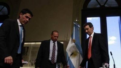 Pondr�n gendarmes para vigilar el Mitre y el Sarmiento