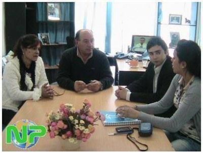 INDUSTRIA DE JOSE C. PAZ RECIBIO A JOVENES DEL PROGRAMA IMPULSORES