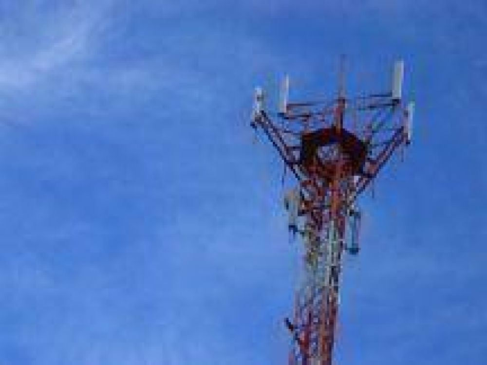 Vecinos de G�emes denuncian que se colocan m�s antenas en el casco c�ntrico