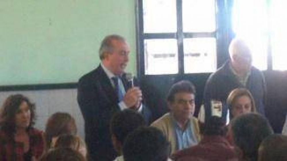 Viernes muy caliente en Quilmes por el tema recolecci�n.