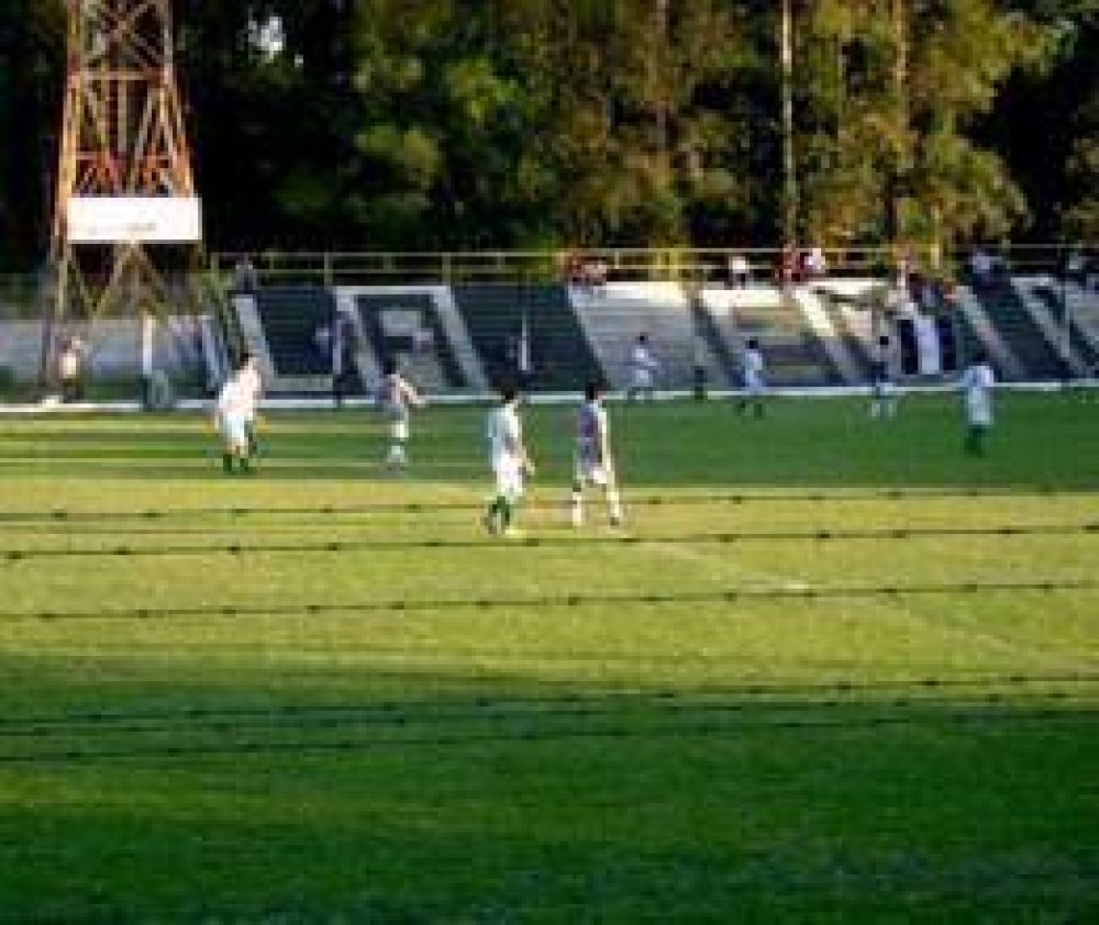 Argentino B: La Emilia debuta en casa