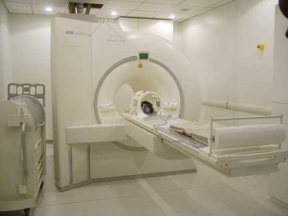 Piden la restituci�n del tom�grafo en el Interzonal