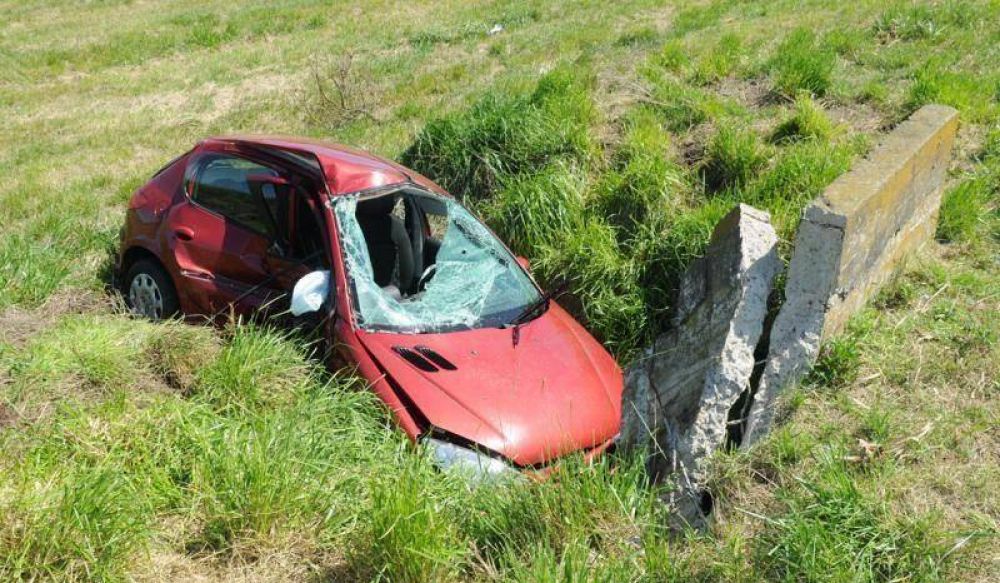 Vuelco en la Rotonda de La Gallareta