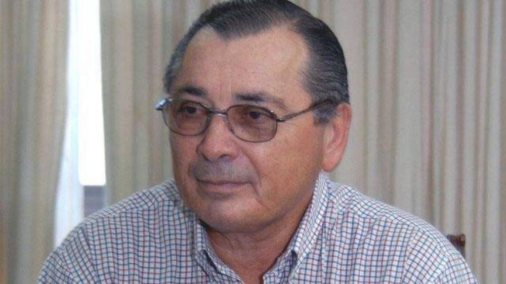 Cecco cuestion� nuevamente a Benedetti