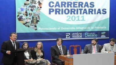 Aumentan 20% las becas