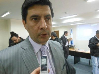 �Esta situaci�n nos obliga a perfeccionarnos y mejorar la instrucci�n�, dijo el secretario de Seguridad