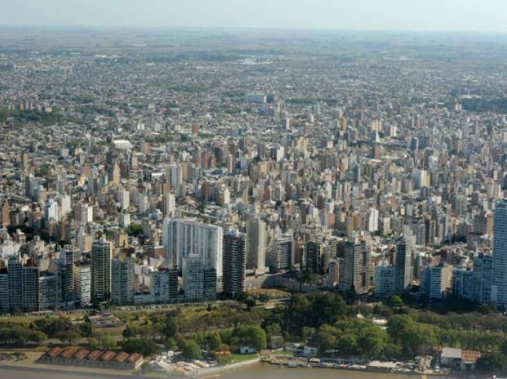 Cavallero dijo que mientras se discute lo de Rowing "en los barrios se levantan torres"