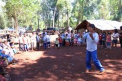 Guaran�es celebraron el A�o Nuevo en la Aldea Mboror�