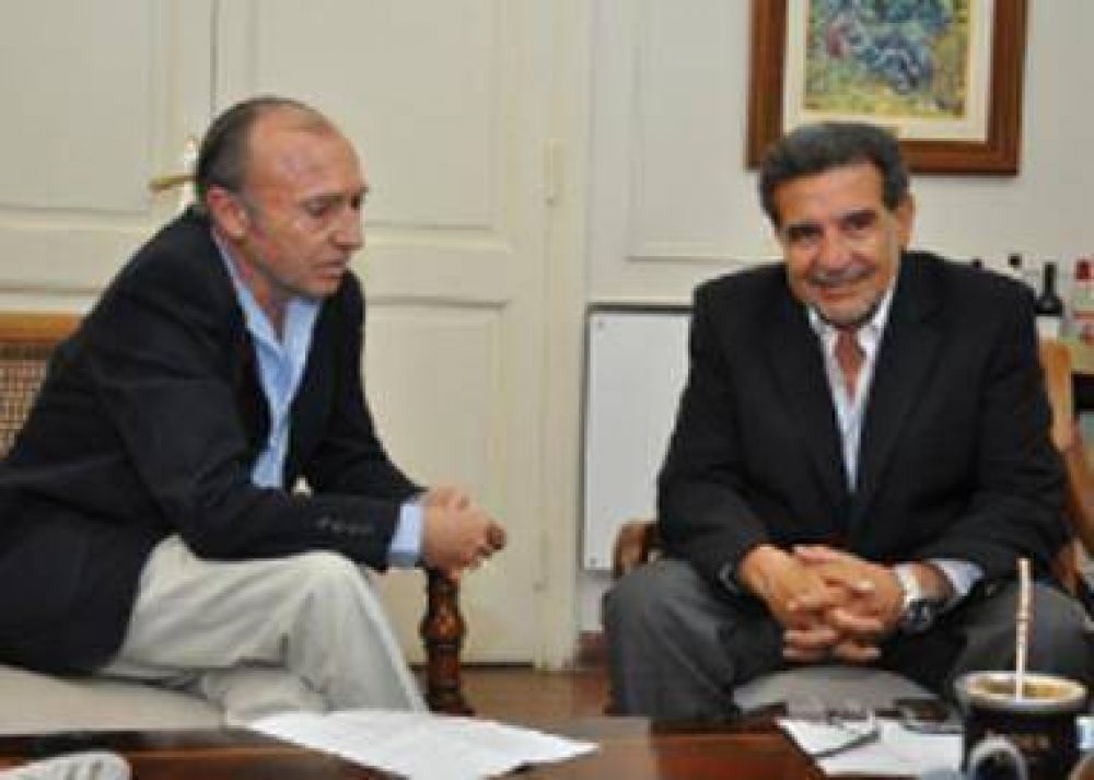 Agost Carre�o rechaz� la polic�a municipal