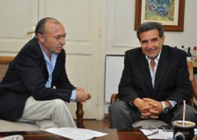 Agost Carre�o rechaz� la polic�a municipal