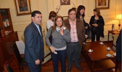 Coordinan acciones del programa mosca de los frutos