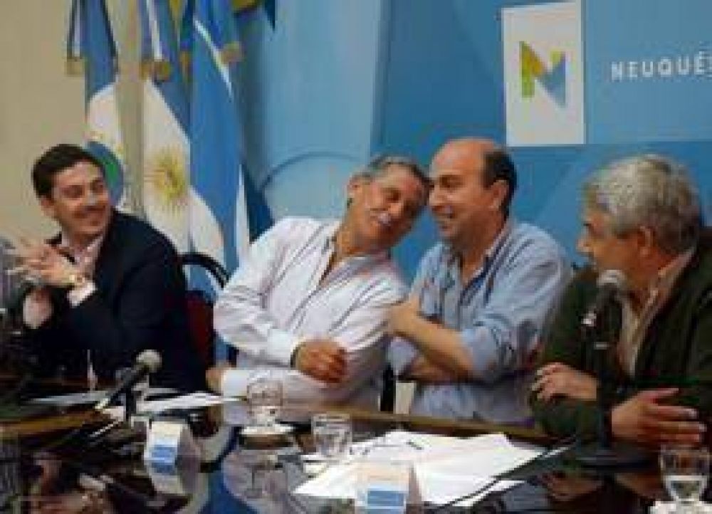 Quiroga promete orden r�pido en las ferias