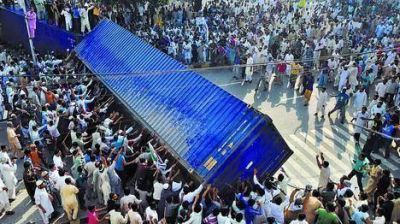 Otra jornada de furia isl�mica dej� 19 muertos en Pakist�n