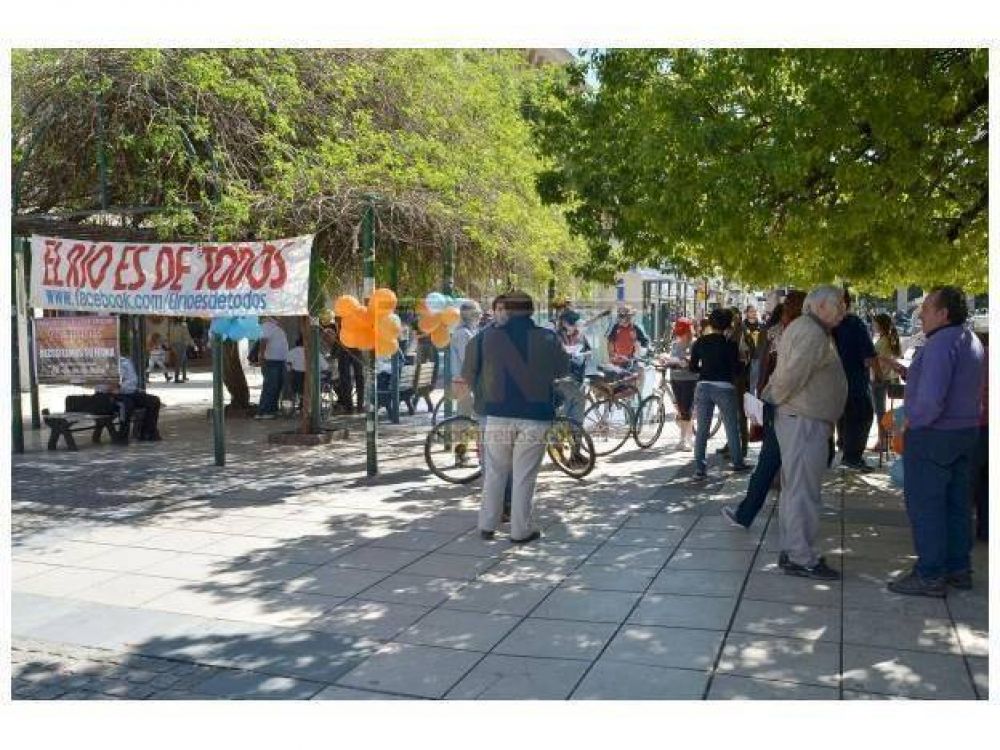 Con una radio abierta alertaron sobre los peligros del fraking en Entre R�os