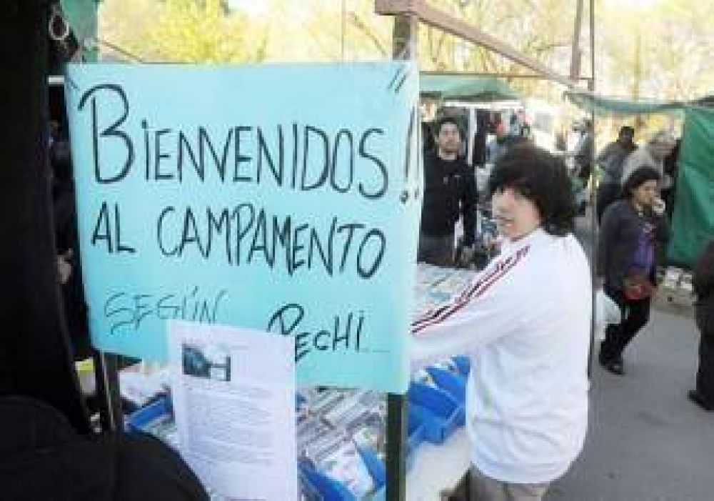Los feriantes se resistir�n al traslado